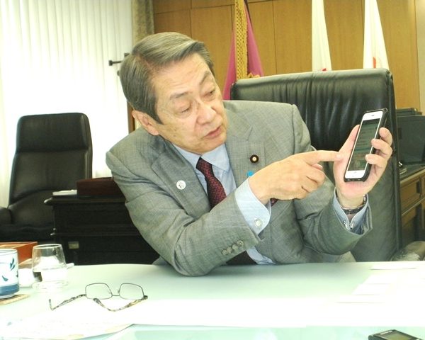 多言語音声翻訳アプリ「ボイストラ」石田総務大臣が称賛